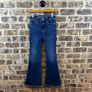 American Eagle Outfitters Dark Blue Flare Jeans w/ Slit at Ankle Womens Sz2 reg